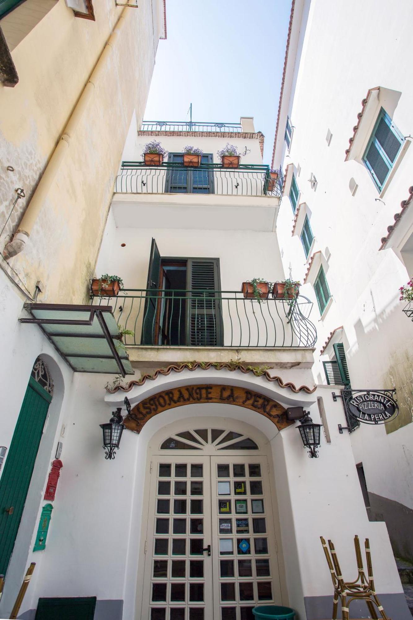 Amalfi Apartments Design Centro Storico Extérieur photo