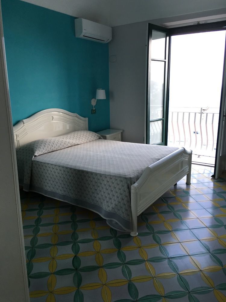 Amalfi Apartments Design Centro Storico Extérieur photo